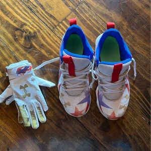 Under Armor football 🏈 cleats with matching gloves